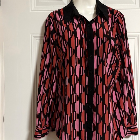Valerie Stevens High LowButton Up Blouse Top SZ Medium Valentine's Romantic Date - Picture 1 of 6